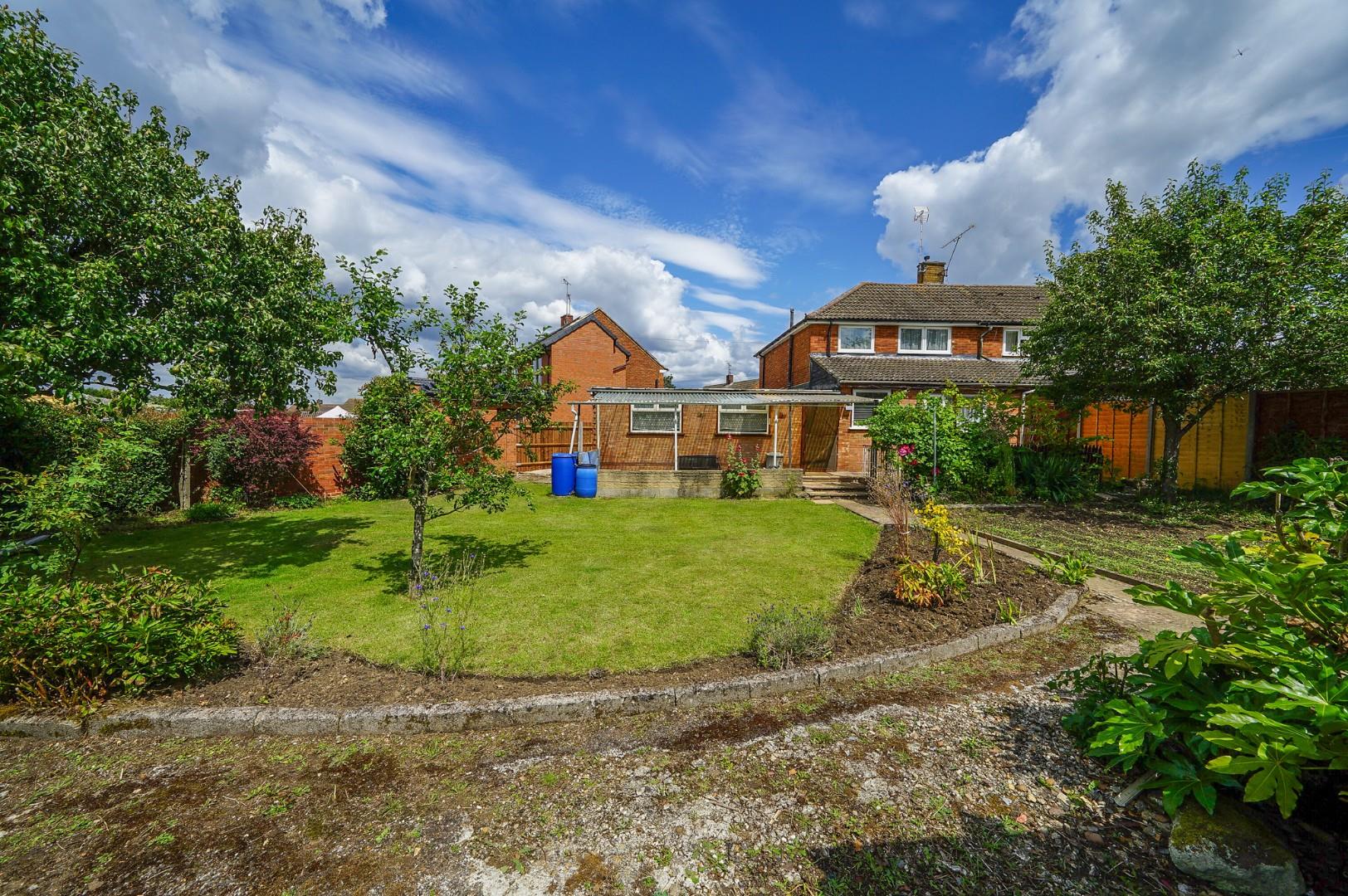 Highfield Road, Leighton Buzzard Quarters Estate Agents